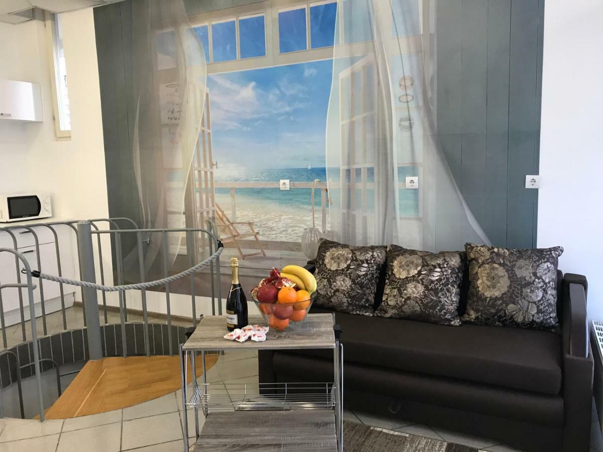 Sun **** Apartment *